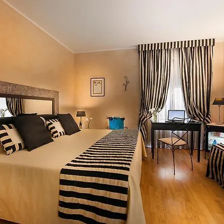 Mastino Hotel 3*